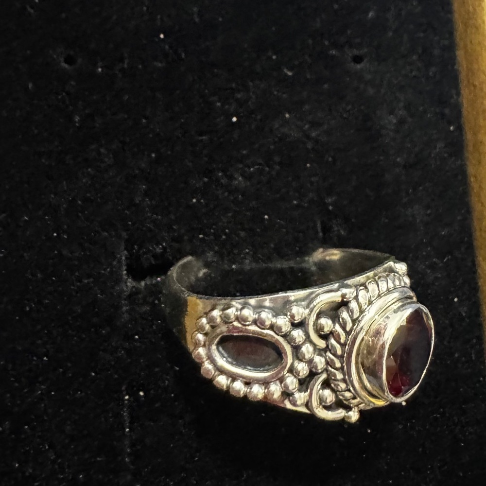 NEW Sterling Silver 925 Garnet Ring Size 8 – Bali Style Statement Ring - Picture 2 of 9